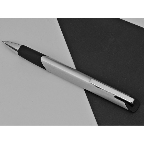 Ручка шариковая трехгранная UMA TRIANGLE, серебристый