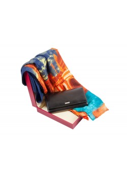 Подарочный набор: дамское портмоне и стильный шарф